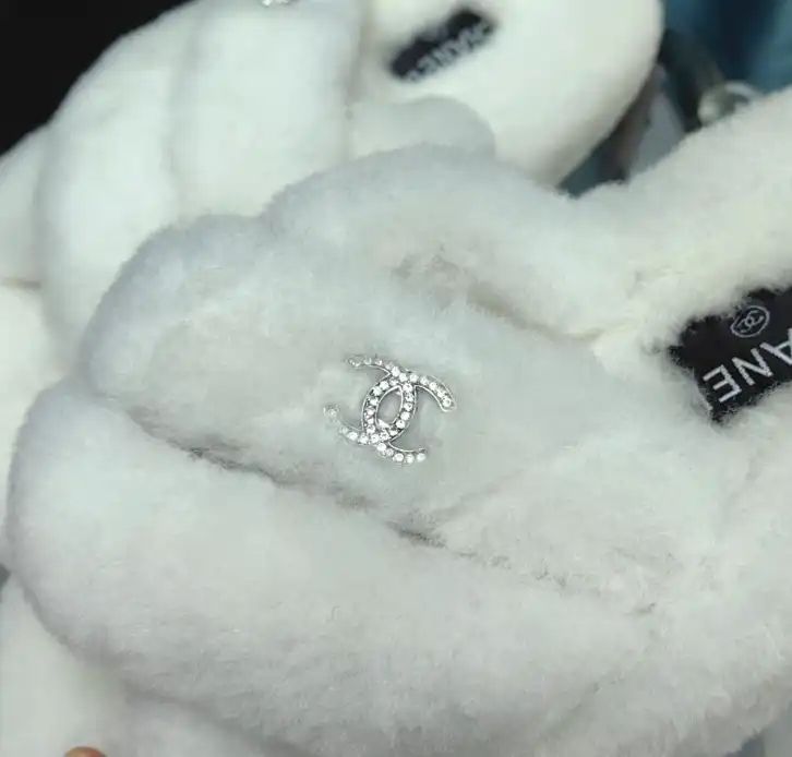 hype Chanel Slippers