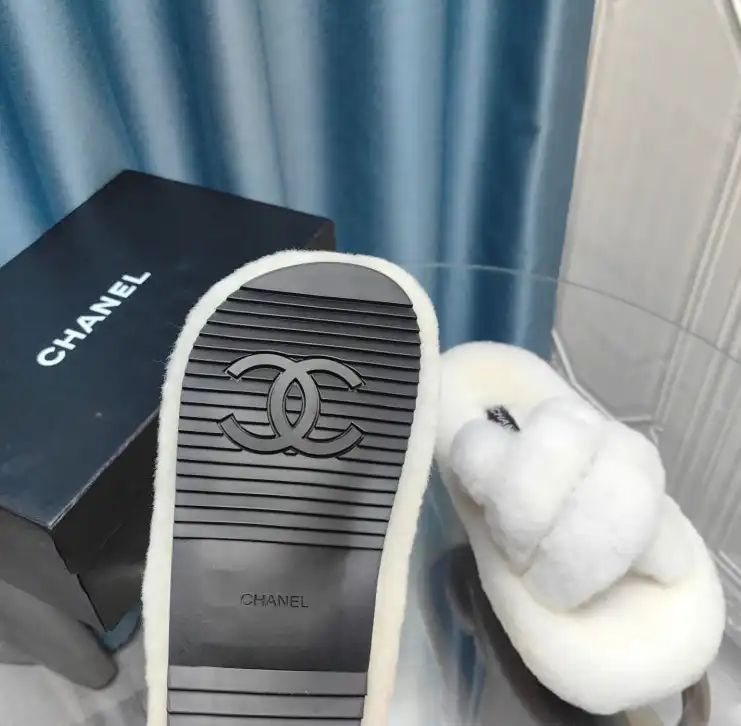 hype Chanel Slippers