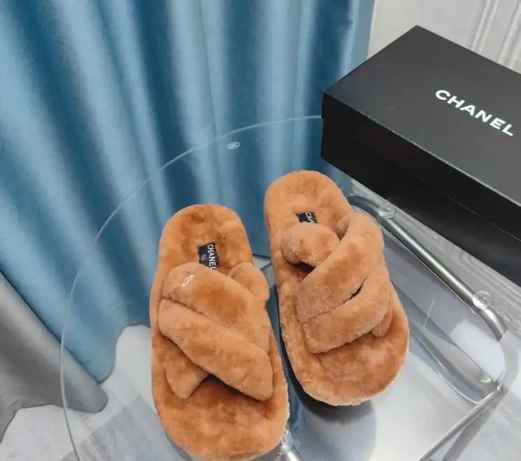 hype Chanel Slippers