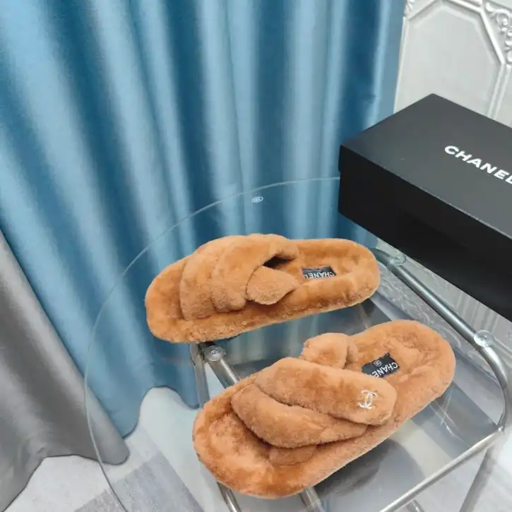 hype Chanel Slippers