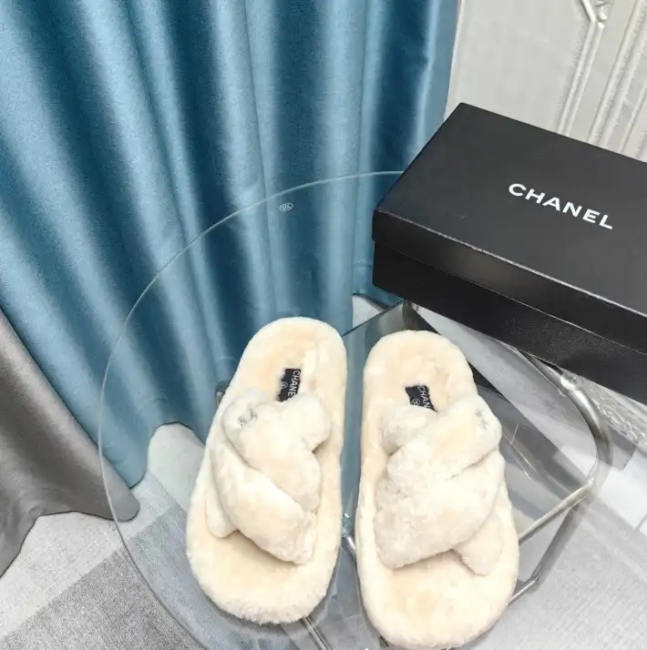 hype Chanel Slippers