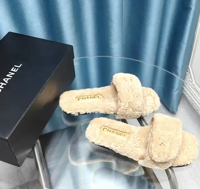 hype Chanel Slippers