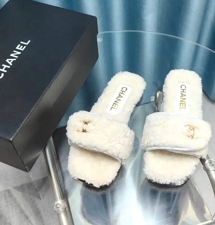 hype Chanel Slippers