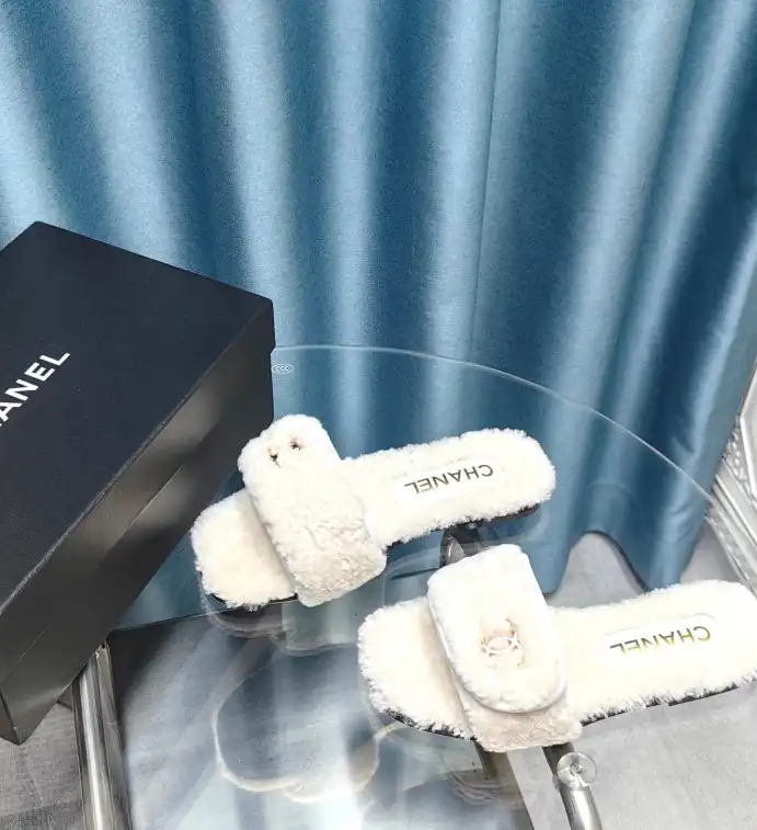 hype Chanel Slippers