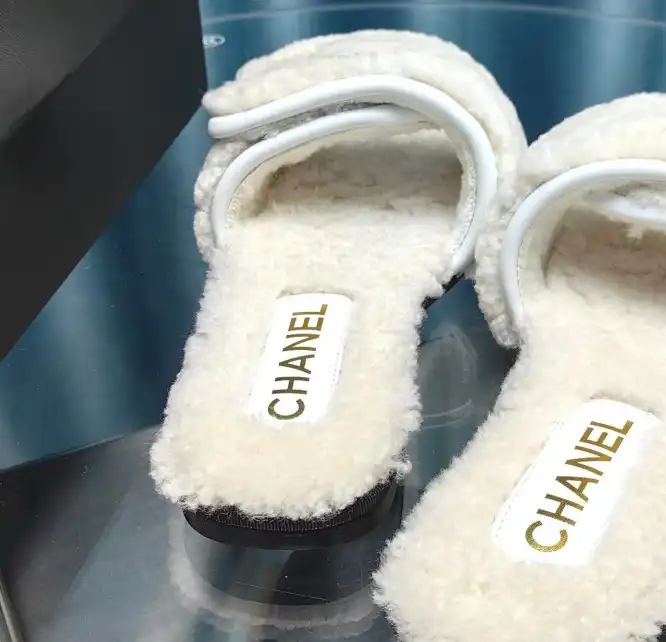 hype Chanel Slippers