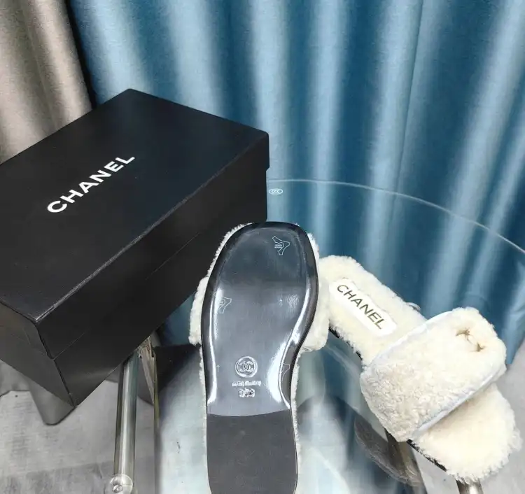 hype Chanel Slippers