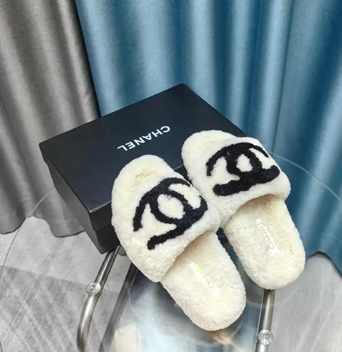 hype Chanel Slippers