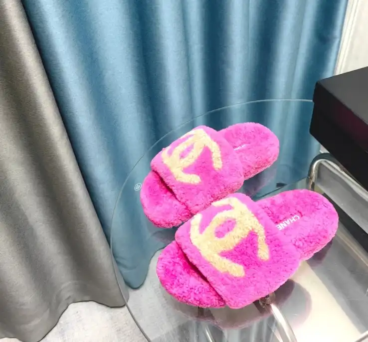 hype Chanel Slippers