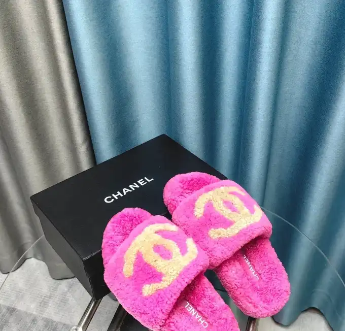 hype Chanel Slippers