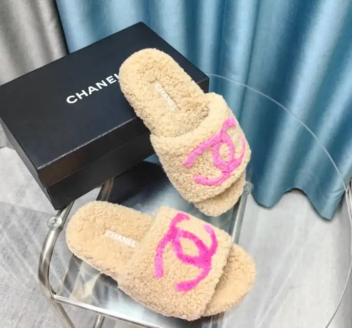 hype Chanel Slippers