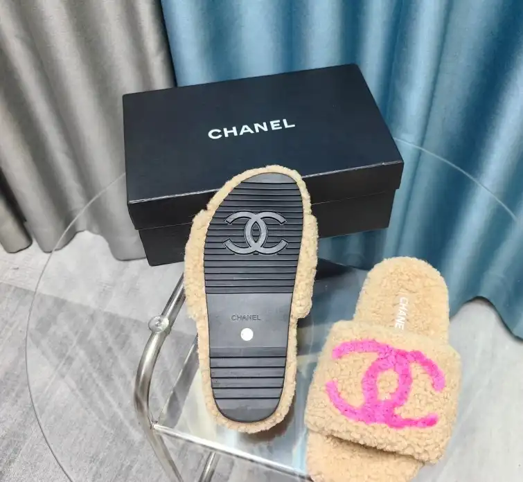 hype Chanel Slippers