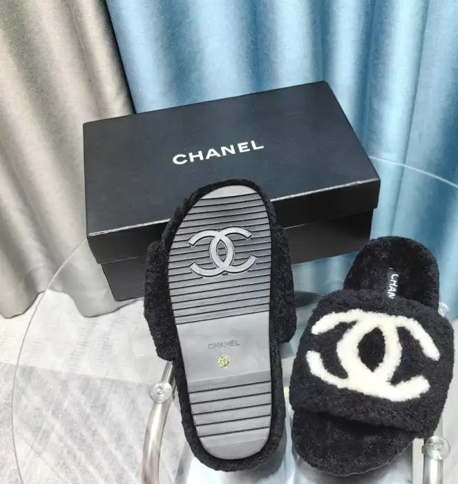 hype Chanel Slippers