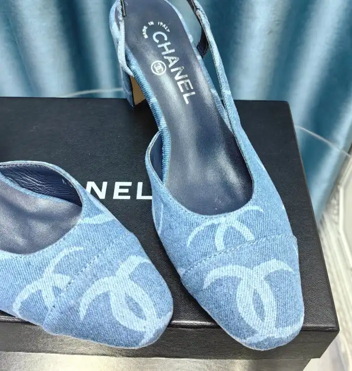 hype Chanel Sandals