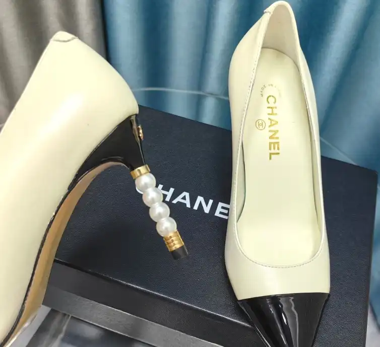 hype Chanel High Heels