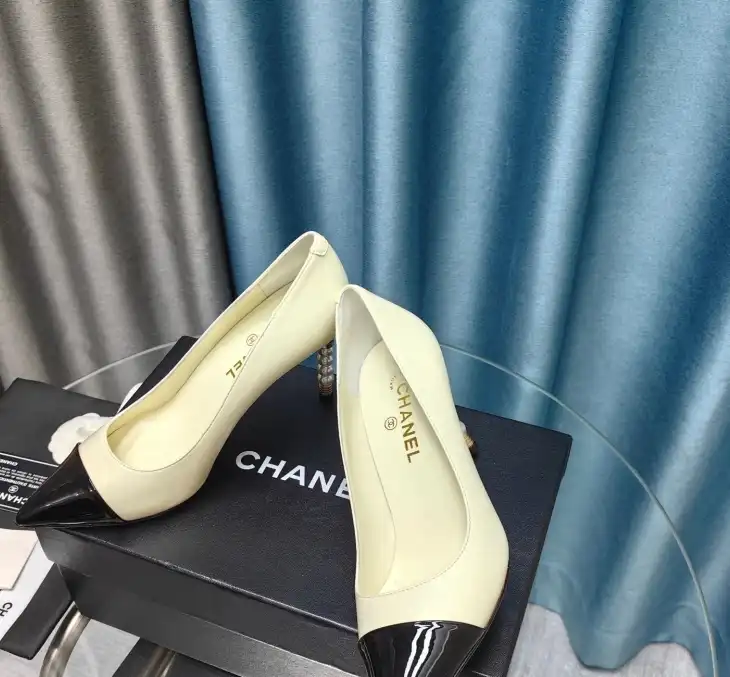 hype Chanel High Heels