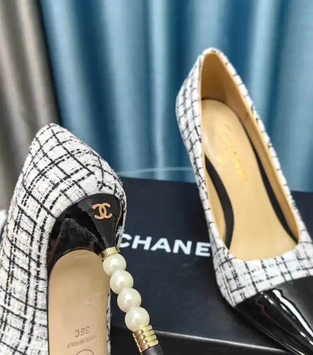 hype Chanel High Heels