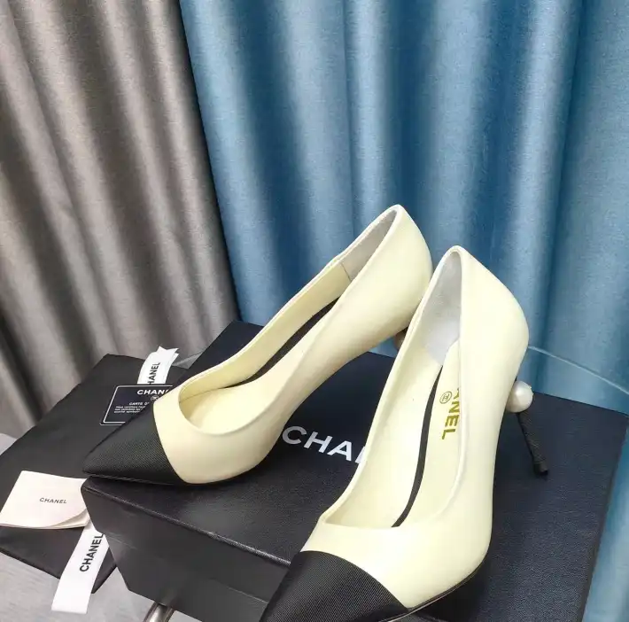 hype Chanel High Heels