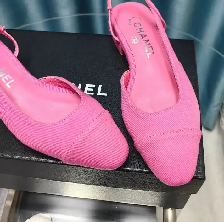 hype Chanel Sandals