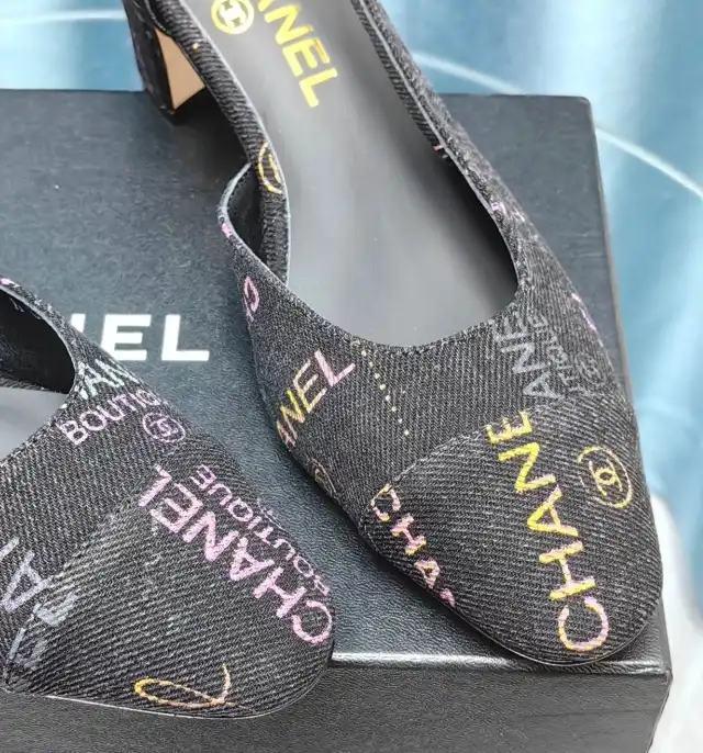 hype Chanel Sandals