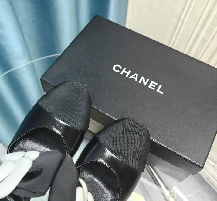 hype Chanel High Heels