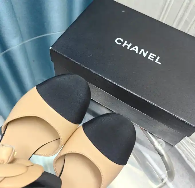 hype Chanel High Heels