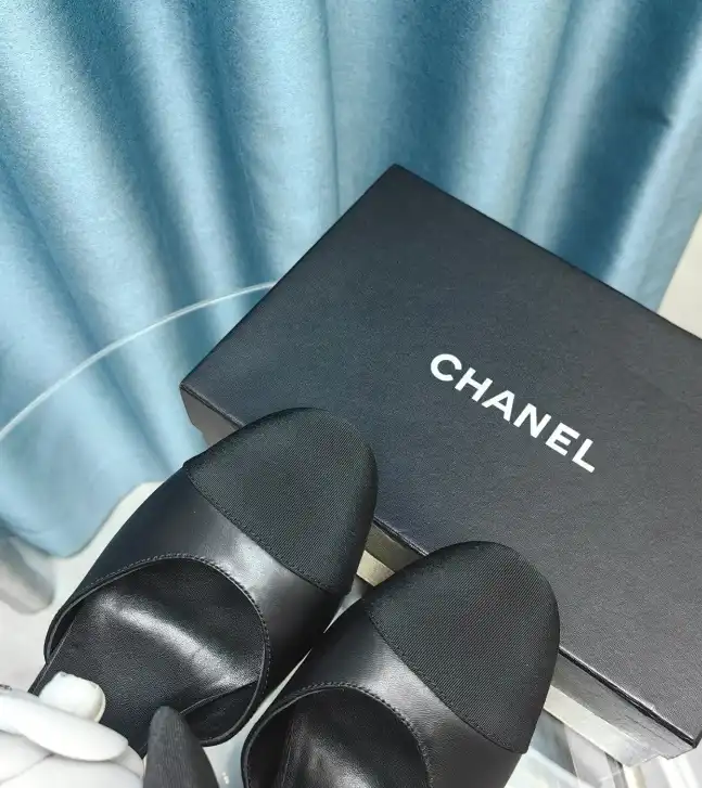 hype Chanel High Heels