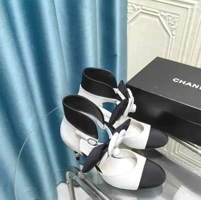 hype Chanel High Heels