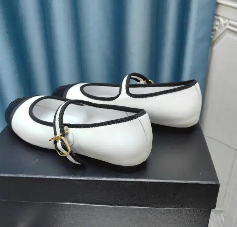 hype Chanel Flat Shoes