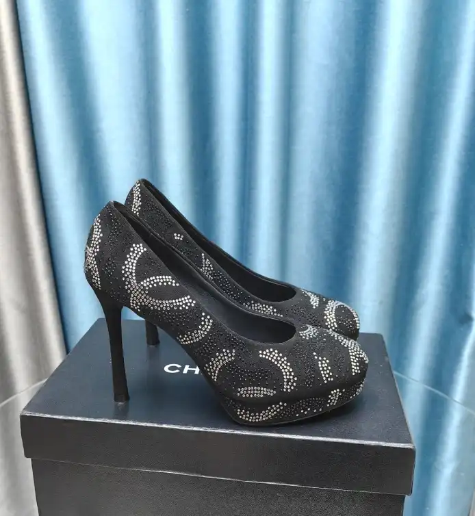 hype Chanel High Heels