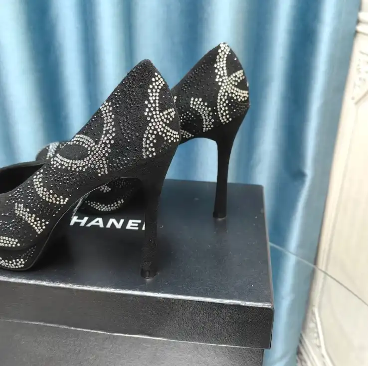 hype Chanel High Heels