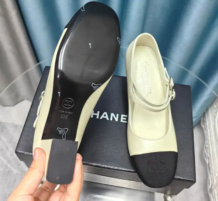 hype Chanel High Heels