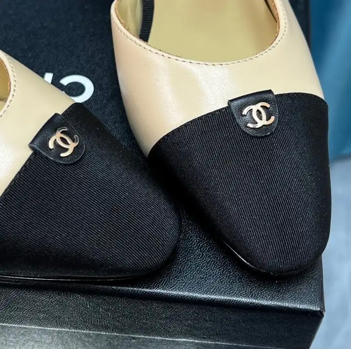 hype Chanel Sandals