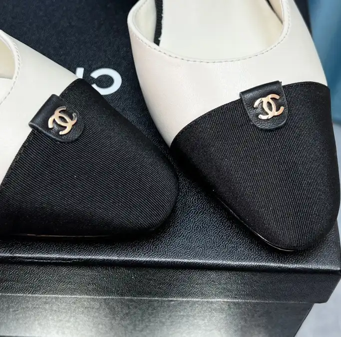 hype Chanel Sandals