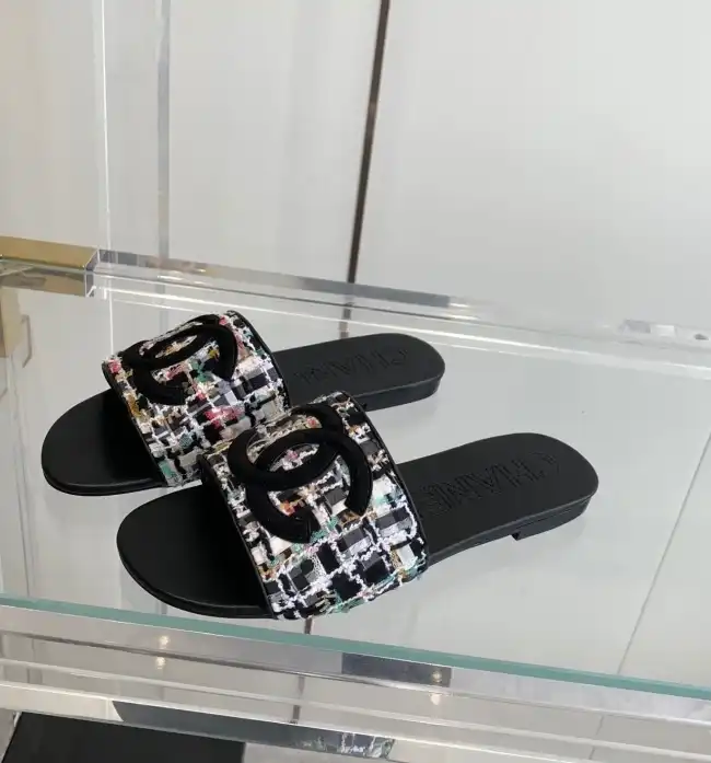 hype Chanel Slippers