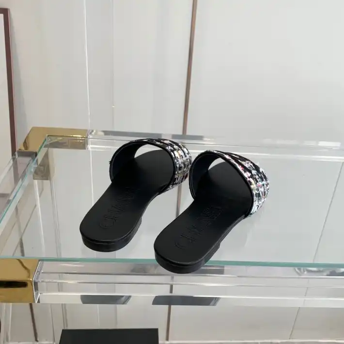 hype Chanel Slippers