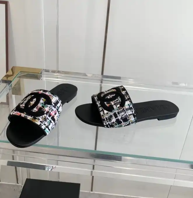 hype Chanel Slippers