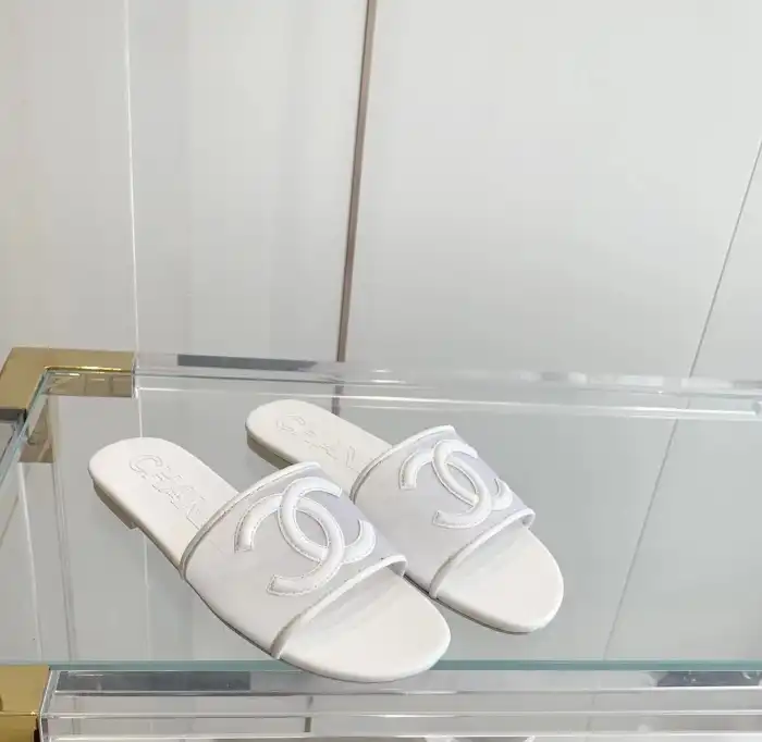 hype Chanel Slippers