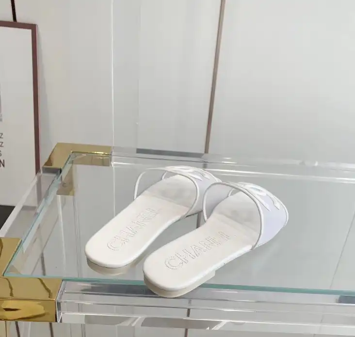 hype Chanel Slippers