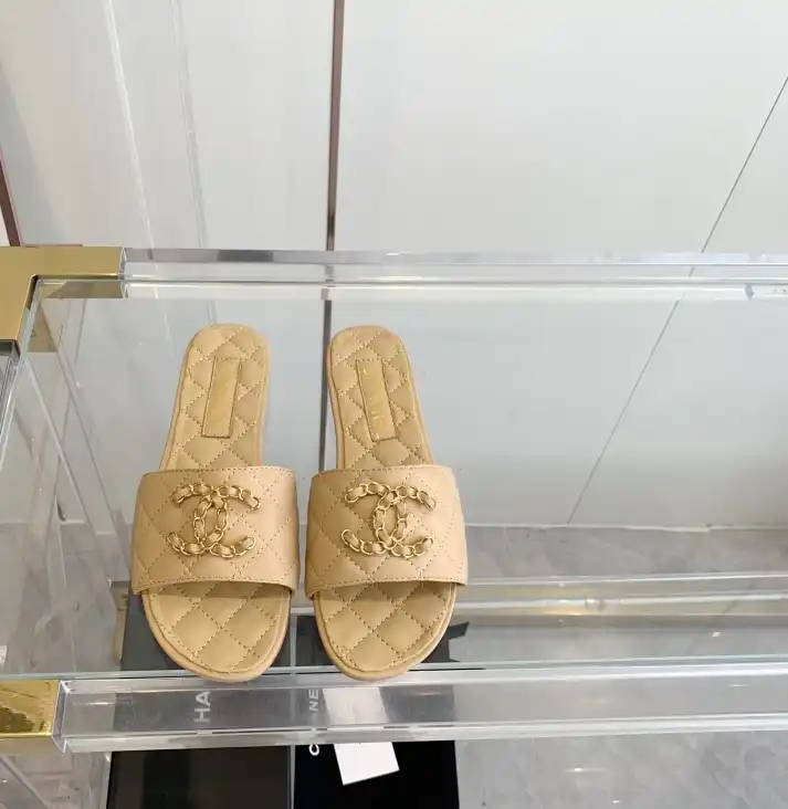 hype Chanel Slippers