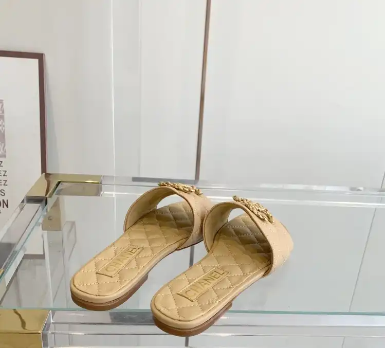 hype Chanel Slippers