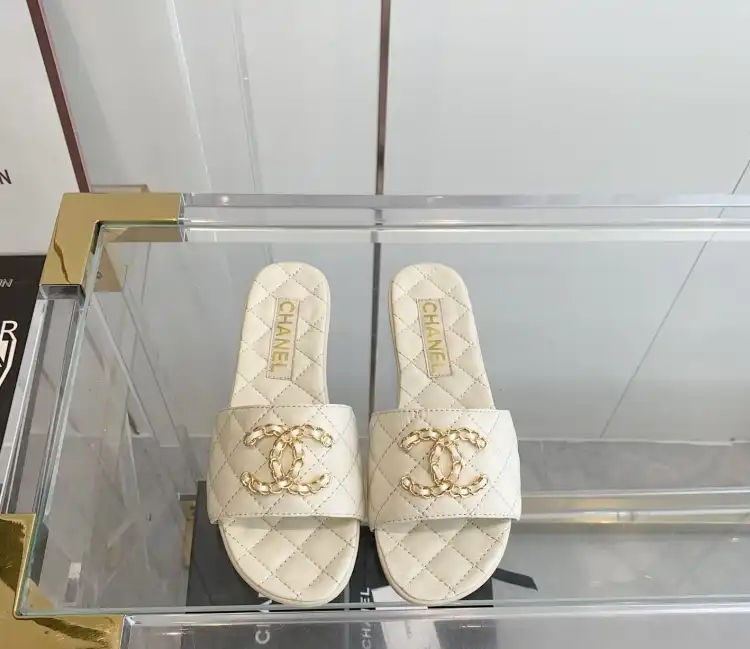 hype Chanel Slippers