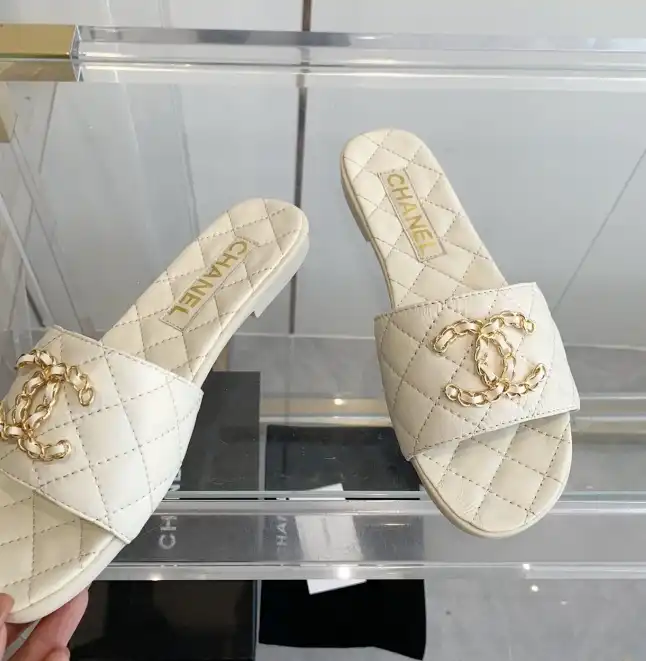 hype Chanel Slippers