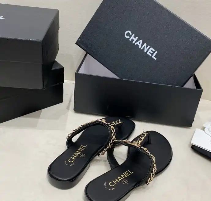 hype Chanel Slippers