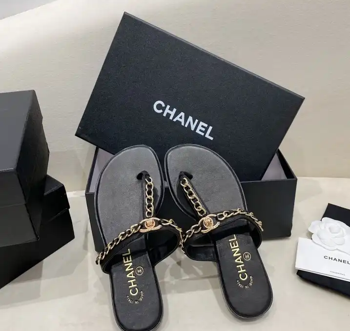 hype Chanel Slippers