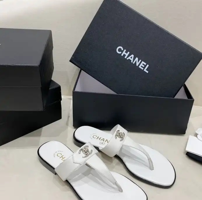 hype Chanel Slippers