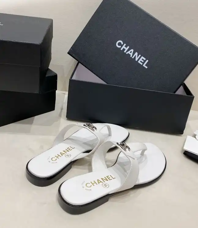 hype Chanel Slippers