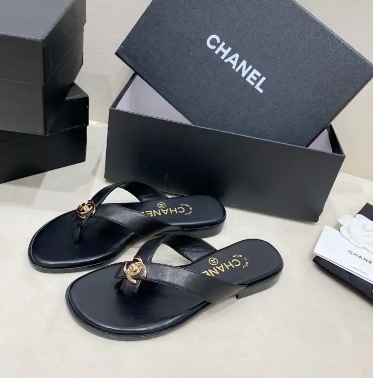 hype Chanel Slippers