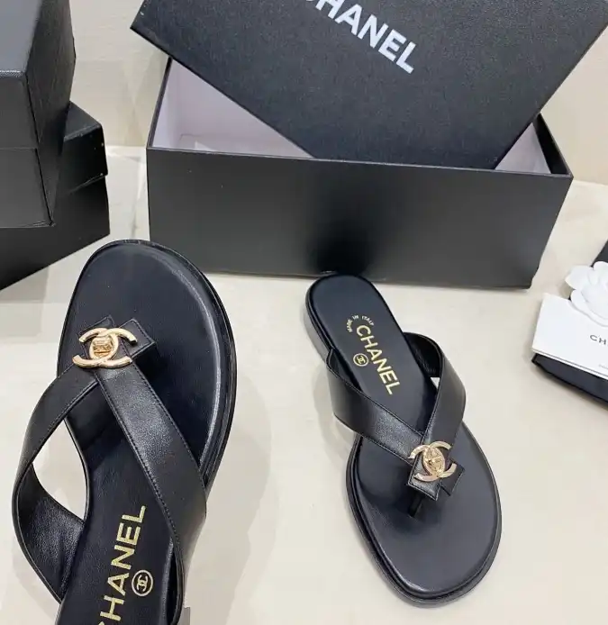 hype Chanel Slippers