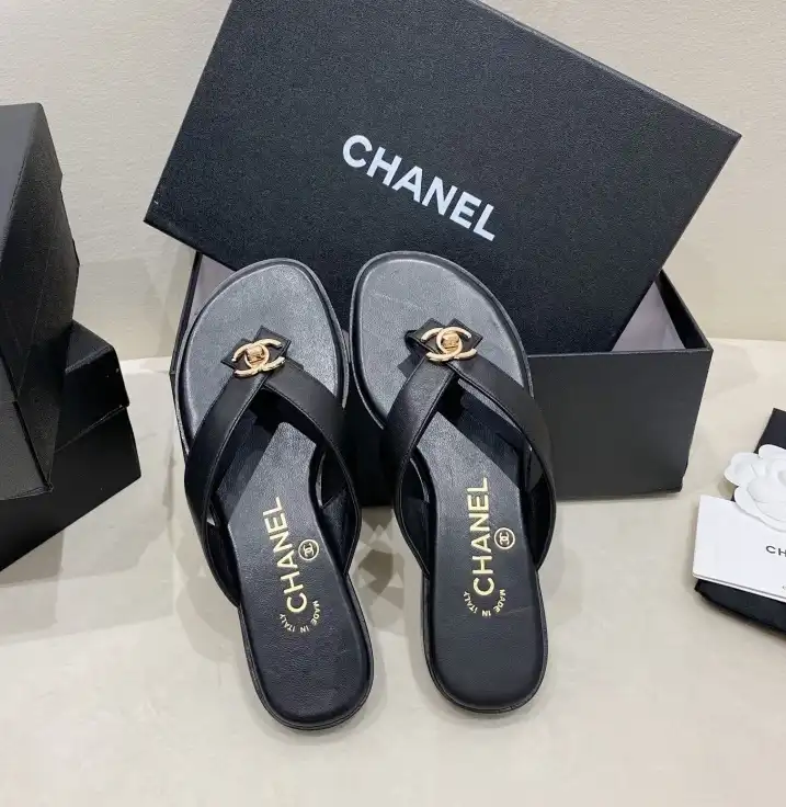 hype Chanel Slippers