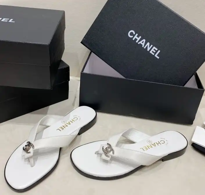 hype Chanel Slippers